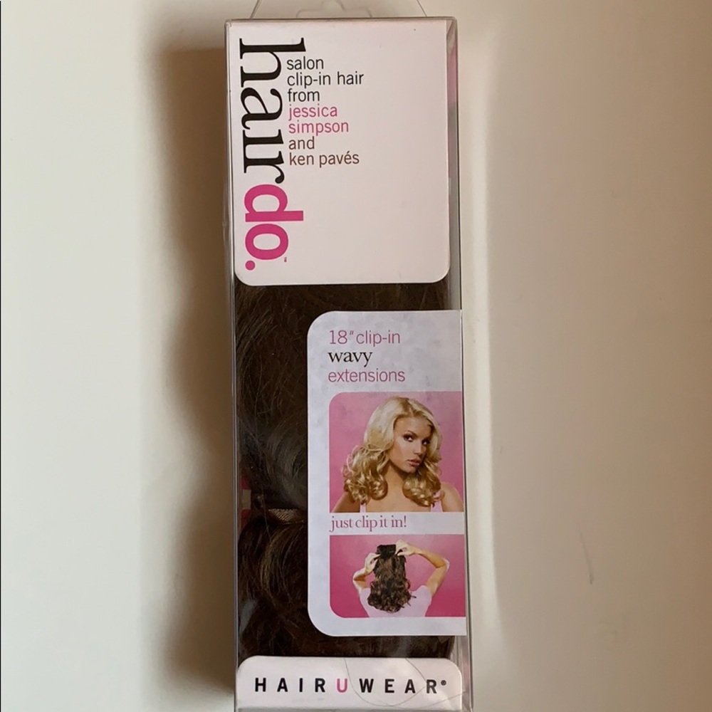 Hairdo Women’s Clip-in 18” Wavy Extension R830